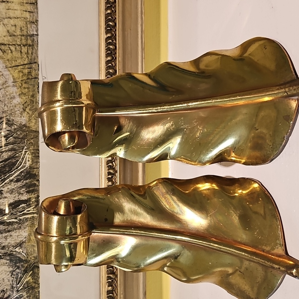 Brass Overlay Scrolled Feathers Bookends 2 - Picture 3 of 8